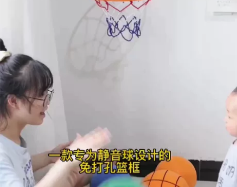 超市不开了,疫情原因清仓处理儿童室内无声静...