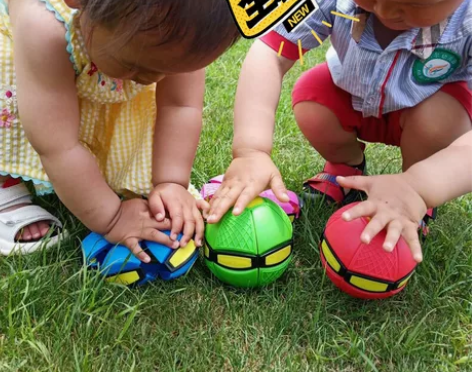 [全新包邮] 飞碟球玩具男女孩球类户外运动...