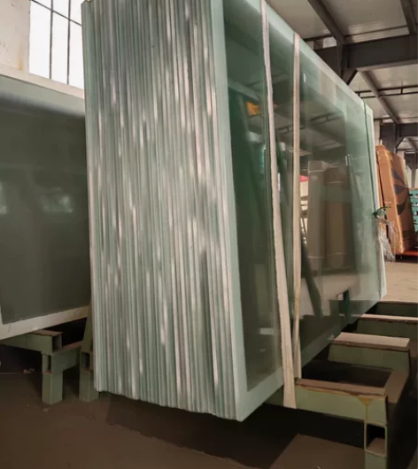 篮板12mm防爆玻璃,带白色框,七十多块,...