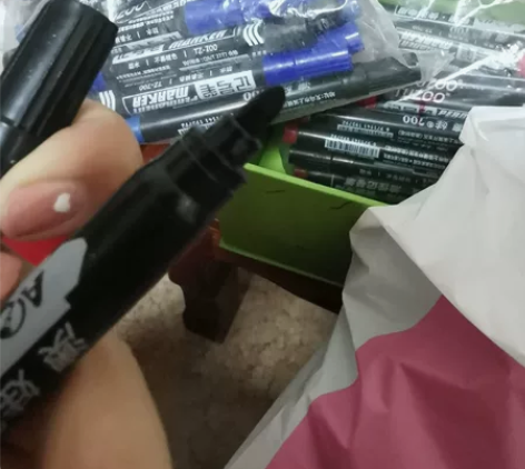 马克笔物流快递专用记号笔 大概30支蓝色3...