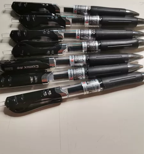都是全新黑笔 一支1块 包出15¥9.90...