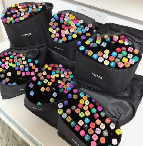 马克笔54支送笔袋 颜色不重复 闭店清 仓...