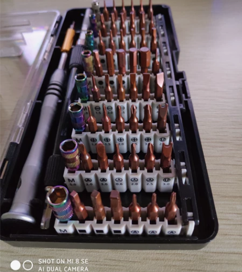 电讯螺丝刀组61件套  全新 感兴趣的话点...