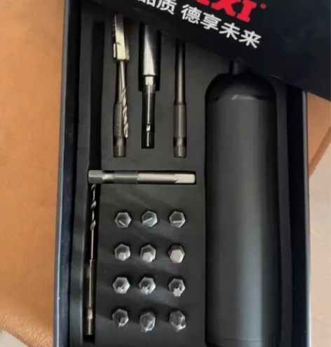 德力西电动螺丝刀 带Typec-C充电口手...