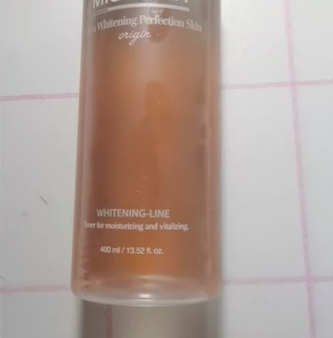 咪咕水，湿敷用了一点点，几乎全新 本人是易...