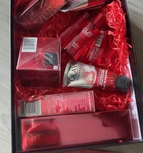 OLAY玉兰油大红瓶水乳护肤套装化妆品抗老...