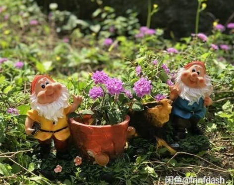 户外园林卡通玻璃钢雕塑白雪公主七个小矮人大...