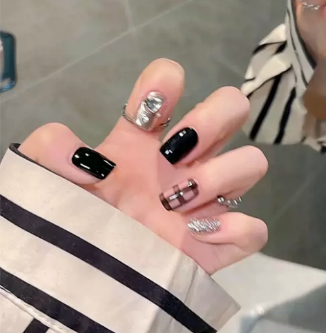 【夏季甜酷 | 穿戴甲】黑粉甜酷风纯手工手...