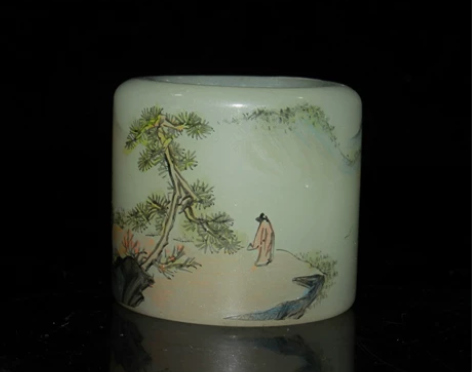 早期收藏 琉璃描彩山水人物扳指摆件 做工精...