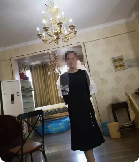 橘子小姐定制衣橱的衣服,胖了穿不上,上身效...