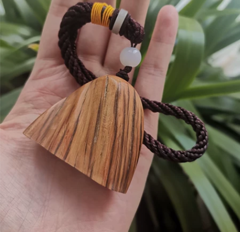 崖柏手把件尺寸高4.2cm随型 感兴趣的话...