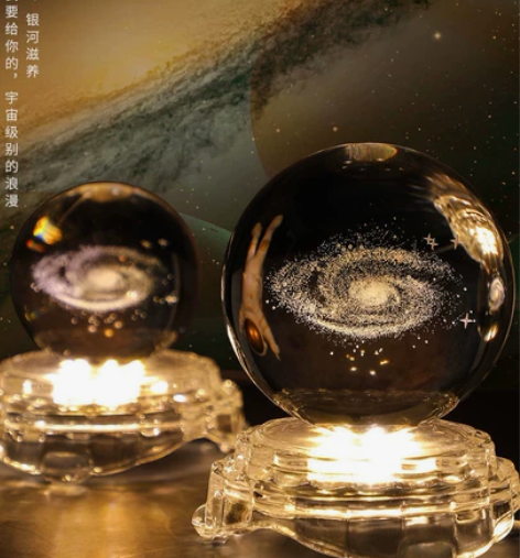 发光水晶球小夜灯卧室桌面摆件情侣闺蜜学生礼...