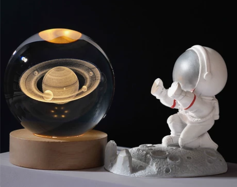 [特价清仓]宇航员创意手机支架发光水晶球桌...