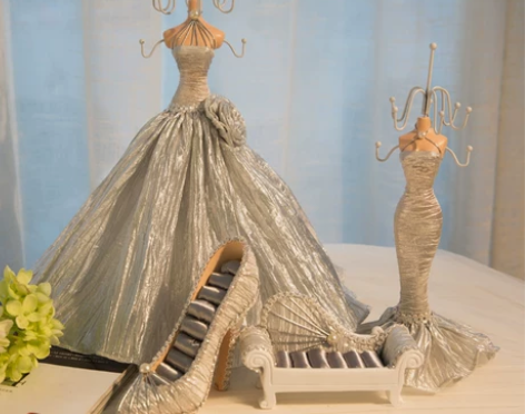 ?【全新】梳妆台首饰架创意摆件、首饰展示架...