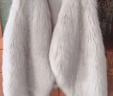 全新 转让  打板衣服拍照一次  s码数一...