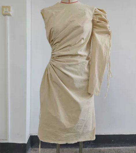 服装设计立裁课作业。创意立裁96分的作业,...