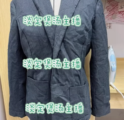 服装设计作业工艺西服 四开合西服 工艺如图...