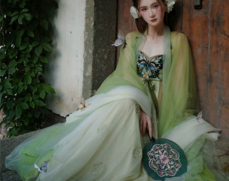 子颂东方美学 游园惊梦雨霖铃汉服写真拍照出...