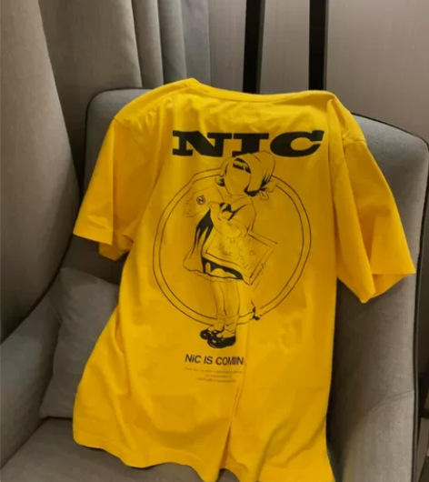 NPC短袖 M 新旧如图 专柜买的 看中直...