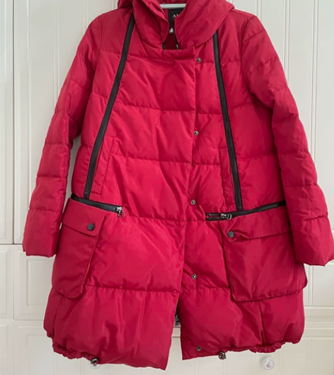 欣贺艾薇AIVEI羽绒服 深红色羽绒服M码...