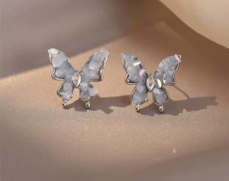 水晶蝴蝶耳钉2023年新款潮洋气轻奢气质耳...
