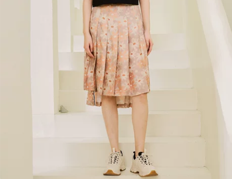 VOGO/沃格2023夏装碎花油画松A字半...