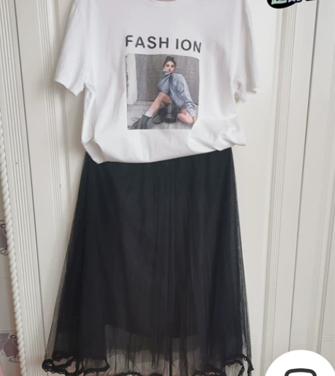 清衣柜女套装半身裙,白色纯棉上衣赠送。纱裙...