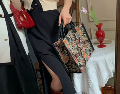 ?半身裙 感兴趣的话点“我想要”和我私聊吧...