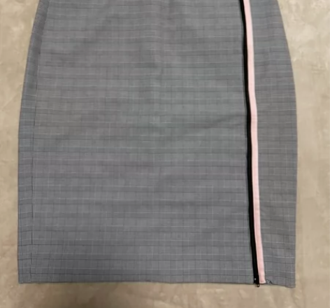 纳纹全新格纹一步裙 L码腰围74裙长55 ...