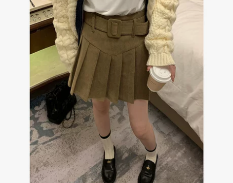 九点奶思 灯芯绒百褶裙女2022冬高腰a字...