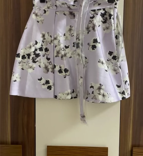 季候风 花苞短裙 高腰短裙 小清新短裙 尺...