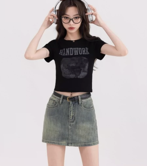 欧阳喜春季辣妹复古风牛仔高腰短裙女通勤百搭...