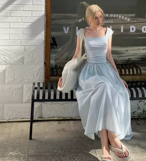 Lienni2022夏季新款极简风高腰显瘦...