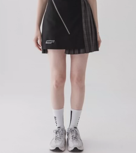 harsh and cruel左右不对称百...