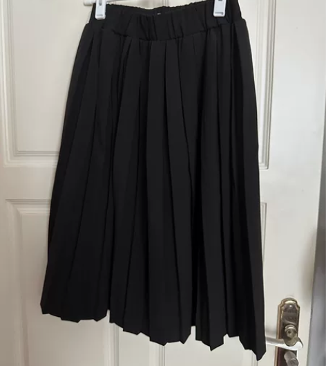 百褶中裙 穿过几次 松紧 均码?几乎全新均...