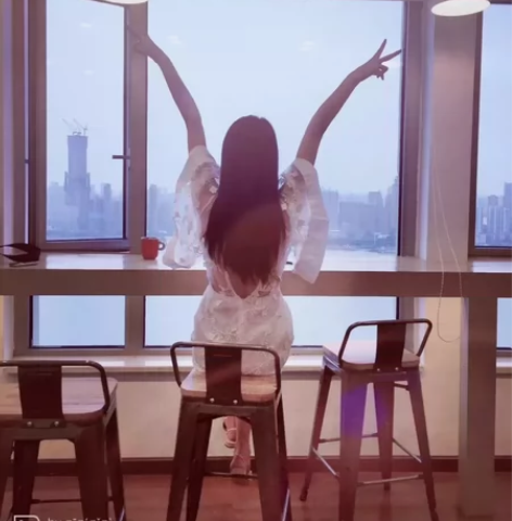 镂空连体裤 重工的 穿过一次～ 感兴趣的话...