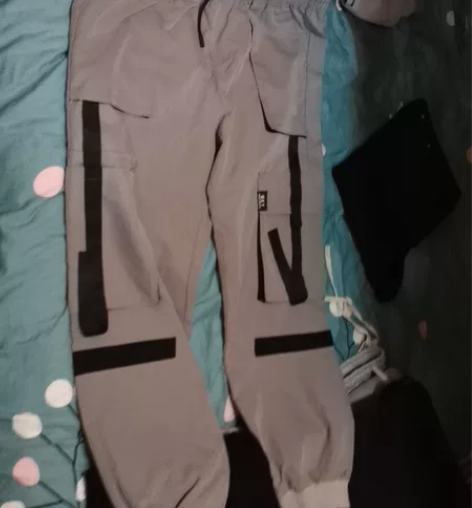 男休闲裤,基本全新。 感兴趣的话点“我想要...