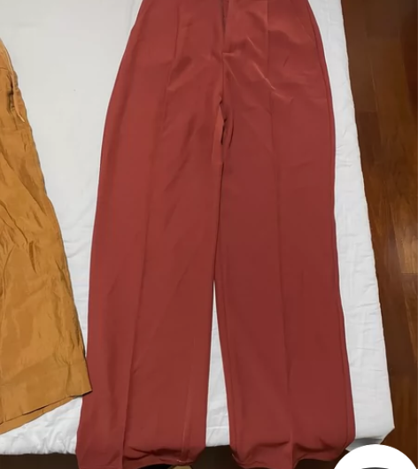 全新裤子60一条，短袖带吊牌30元，江浙沪...