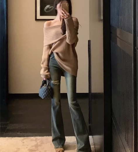 何晨曦复古蓝色破洞微喇牛仔裤2023春秋新...