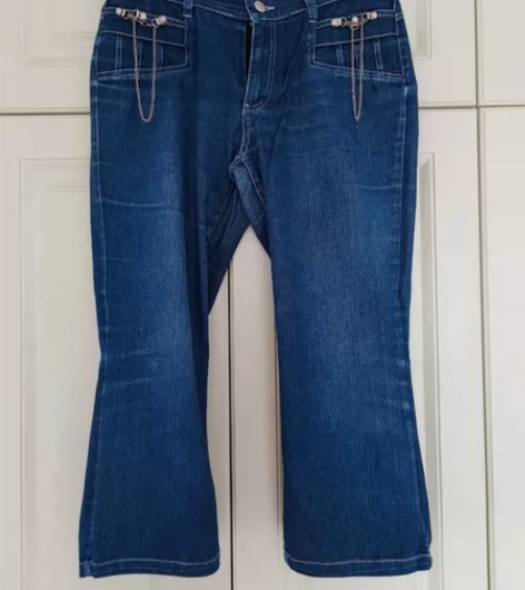 圣依鸟 女薄款七分牛仔裤 尺码：28描述：...