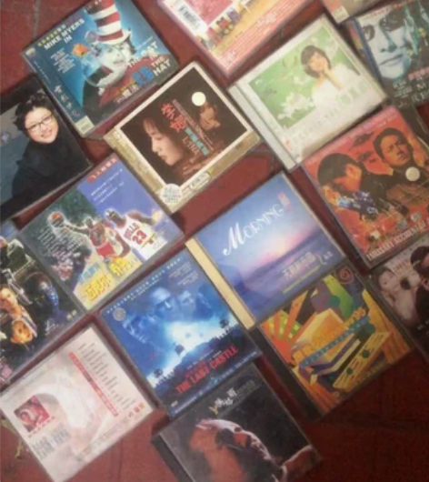 老DVD影片，VCD唱片仅限自提 感兴趣的...