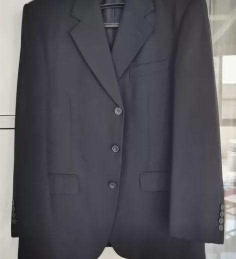 男士红豆西服9成新170码96A，48号，...