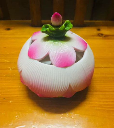 造趣莲花陶瓷檀香炉，现特价出了48包邮。 感兴趣的话点“我想...