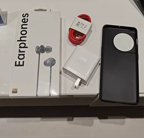 一加11官方旗舰店，原装数据线充电器，耳机...