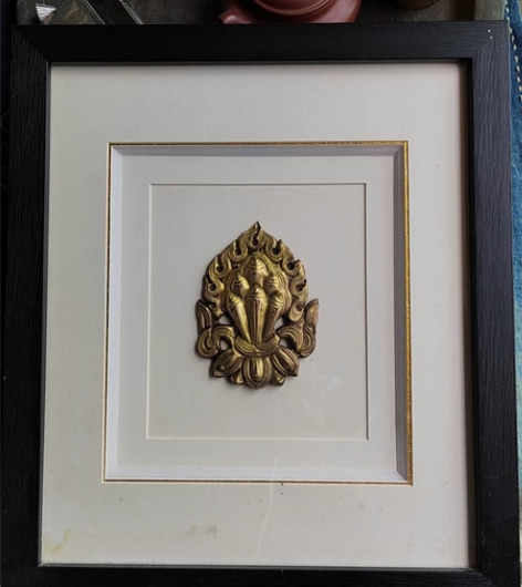 清，捶揲工艺满鎏金超大摩尼宝，已装裱，标价...