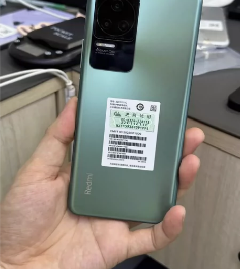 红米K50pro 12+256绿色，成色9...