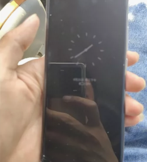 小米12x手机还在质保期！ 8+128个人...