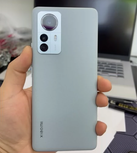 小米12pro 8+128 2023年3月...