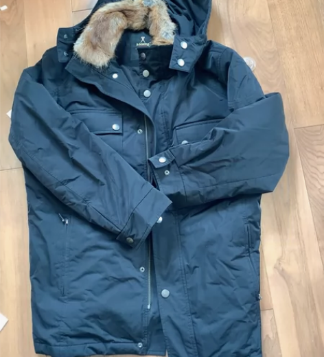 劲霸专柜的男士羽绒服 尺码175的，老公的...