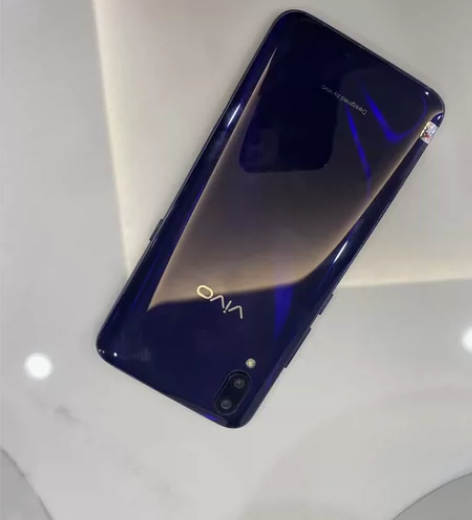 VIVOx23  8+128 成色不错正常...